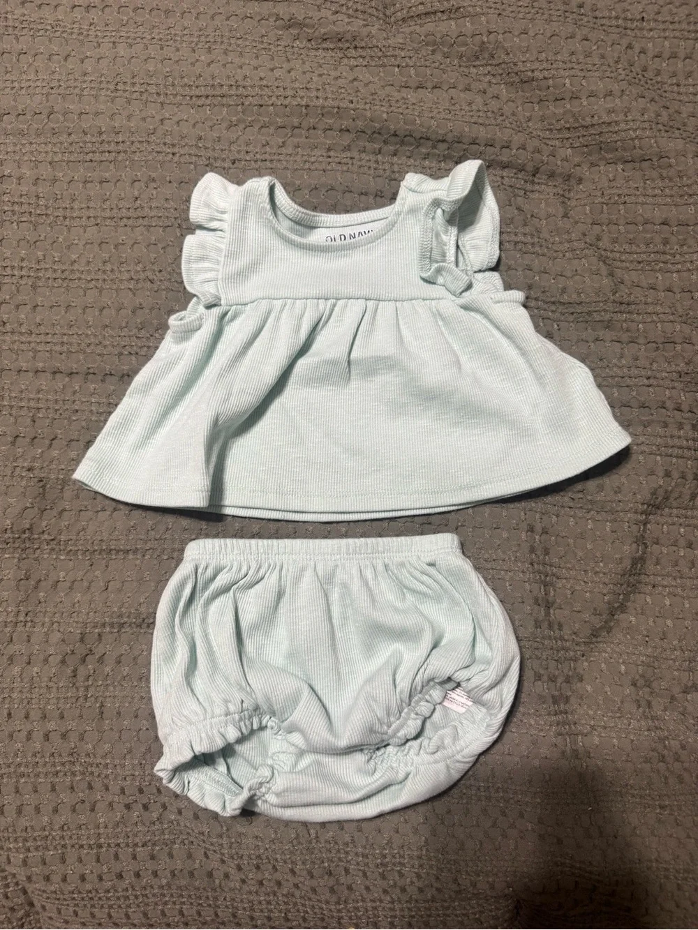 3 old navy outfits baby girl